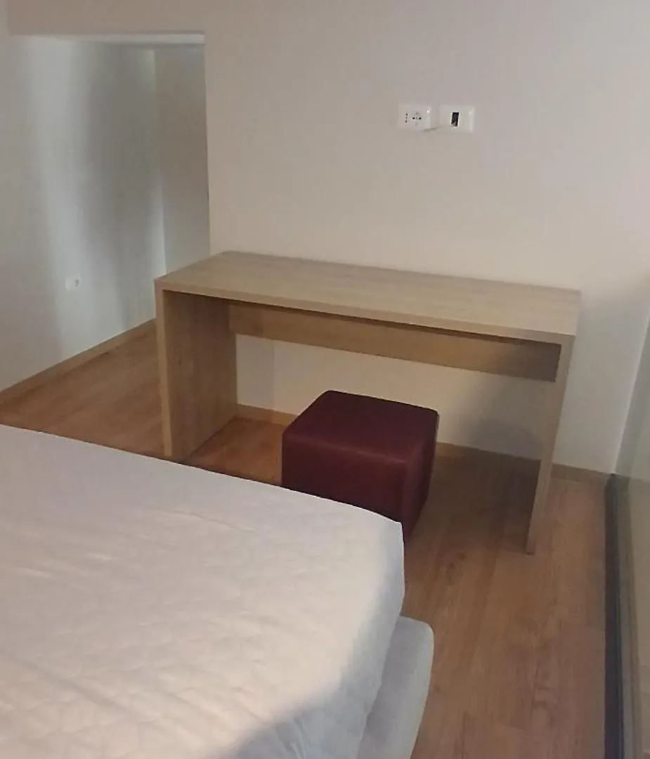 Leo Dublex Apartment Golem 0*, Golem (Tirana)